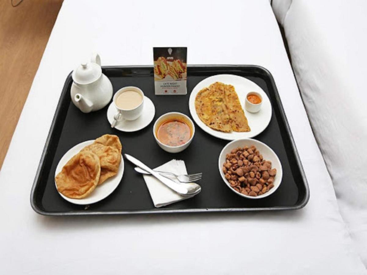 Oyo 60966 Balaji Upvan Hotel Kāsandra Esterno foto