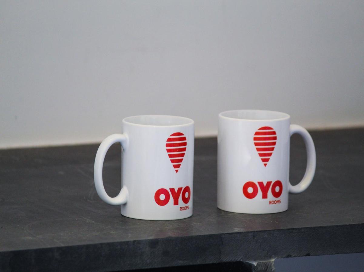 Oyo 60966 Balaji Upvan Hotel Kāsandra Esterno foto